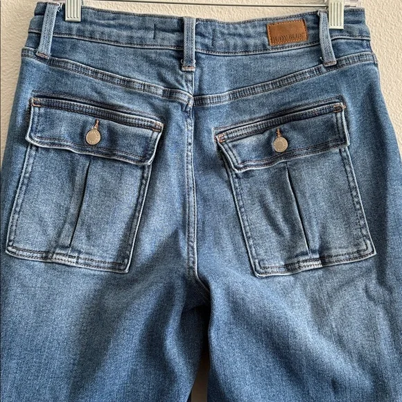 Judy Blue High Rise Cargo Wide Leg Jeans Size 9|29 - Picture 5 of 8